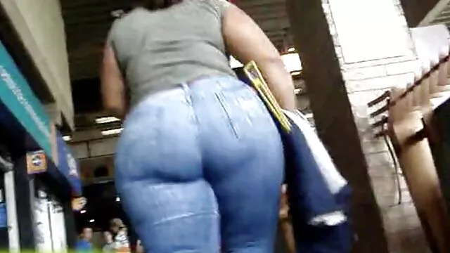 Astro Toy，亚洲人，加入驱逐舰 飞天小女警色情漫画