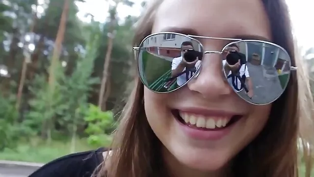 束缚-乐趣2。 色情漫画家庭 B部分