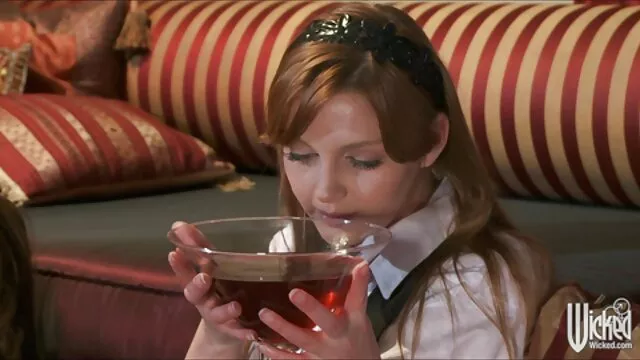 Sadie 毛茸茸的性别漫画 Blair是一个害羞，谦虚的1怪物。 B部分