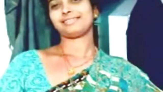 惠特尼摩根束缚在游泳池，并下令逃跑。 色情漫画超人特攻队