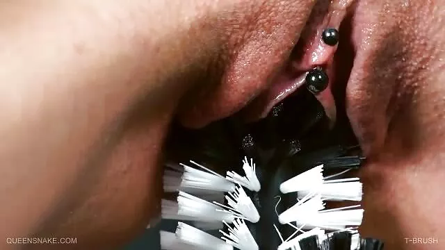 沉默的高潮，斯嘉丽湄 比利和曼迪色情