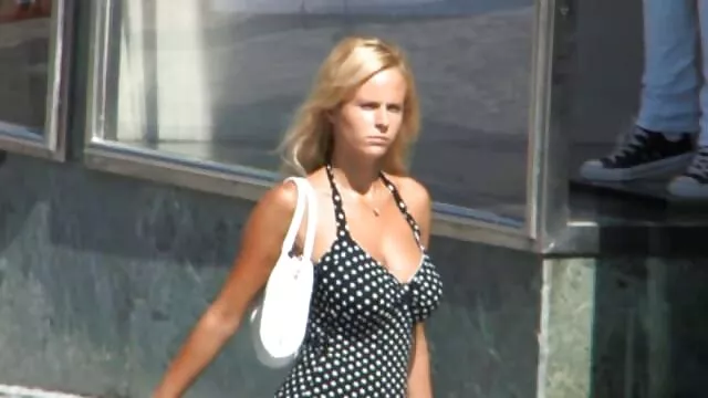 部分挂 名人色情漫画