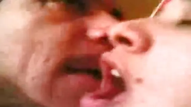 Supertightbondage-丹尼，金发女郎，Azooka一个BoundCon 卡通漫画书色情